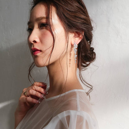 【イヤリング】ジルコニア ビジュー ウェディング ブライダルイヤリング p19 【結婚式 ピアス イヤリング】