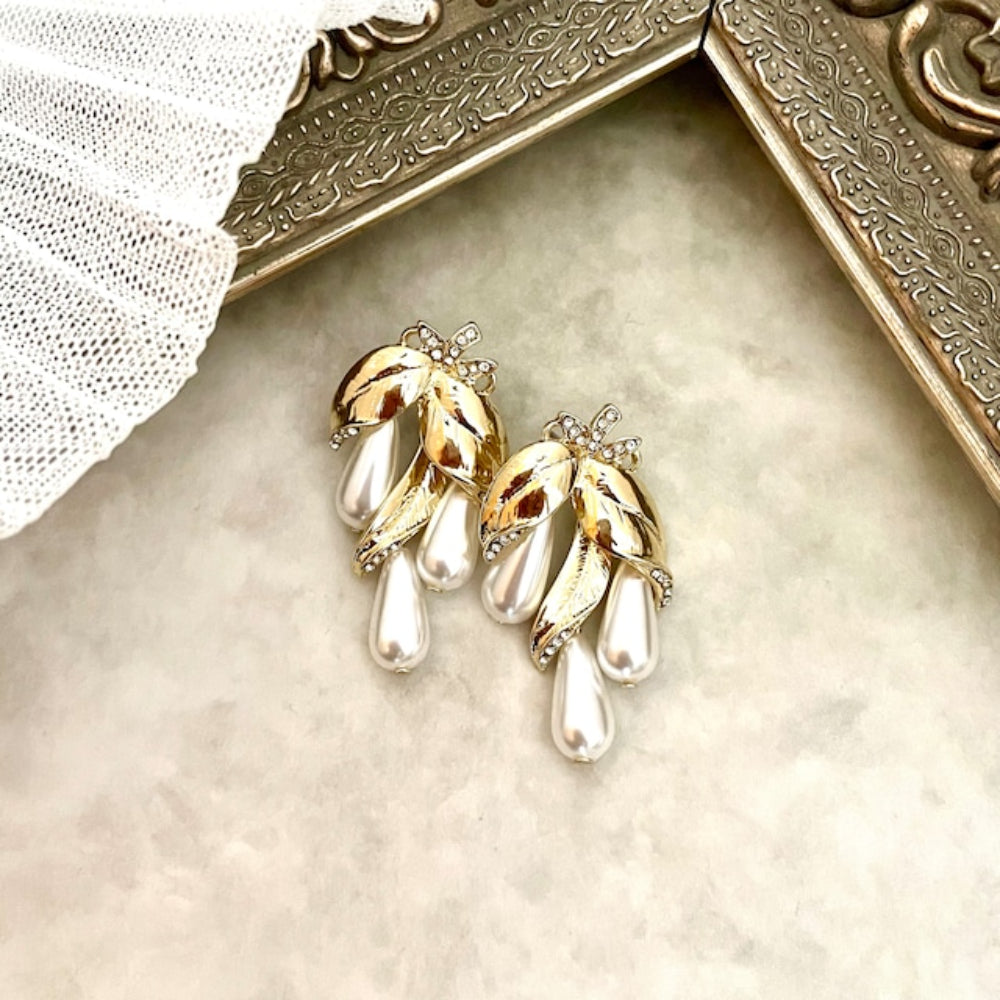【ピアス・イヤリング】rosette ゴールドパールピアス 【結婚式 ピアス イヤリング】