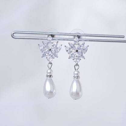 【ピアス】ジルコニア パール ビジュー ウェディング ブライダルピアス p21 【結婚式 ピアス イヤリング】