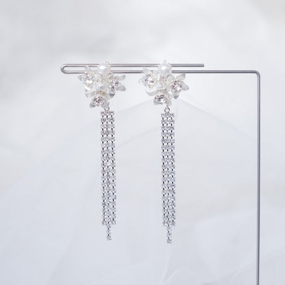 【ピアス】ブライダルピアス ラインストーン タッセルピアス ウェディングピアス p30 【結婚式 ピアス イヤリング】