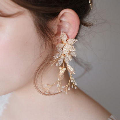 【イヤリング】ブライダルイヤリング 小枝イヤリング ビーズ ゴールド p27 【結婚式 ピアス イヤリング】