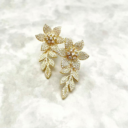 【ピアス・イヤリング】narcisse yellowgoldジルコニアフラワーピアス 【結婚式 ピアス イヤリング】