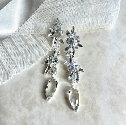 【ピアス・イヤリング】zele ジルコニアブライダルピアス 【結婚式 ピアス イヤリング】