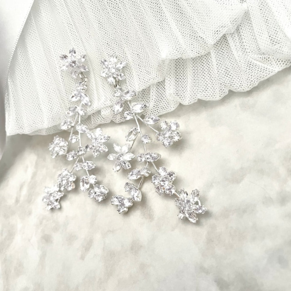 【ピアス・イヤリング】astre ジルコニアブライダルピアス 【結婚式 ピアス イヤリング】