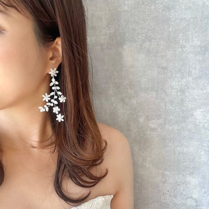 【ピアス・イヤリング】astre ジルコニアブライダルピアス 【結婚式 ピアス イヤリング】