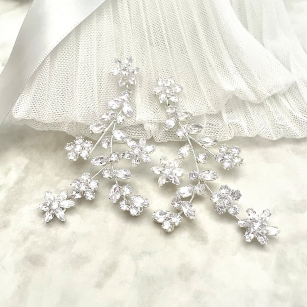 【ピアス・イヤリング】astre ジルコニアブライダルピアス 【結婚式 ピアス イヤリング】