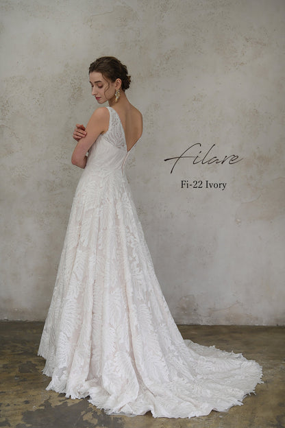 モンステラ F -22-Ivory【ウェディングドレスレンタル】