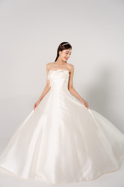 Yura ユラ【ウェディングドレス レンタル】韓国ドレス/LEMERE Aライン【結婚式】