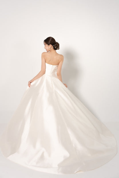 Yura ユラ【ウェディングドレス レンタル】韓国ドレス/LEMERE Aライン【結婚式】