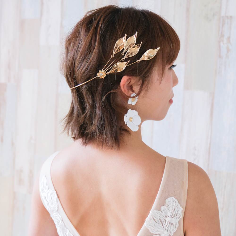 【イヤリング付き】 ブライダルヘッドドレス ホーンクラウン 小枝ヘッドドレス リーフ ゴールド q6 【結婚式 ヘアアクセサリー】