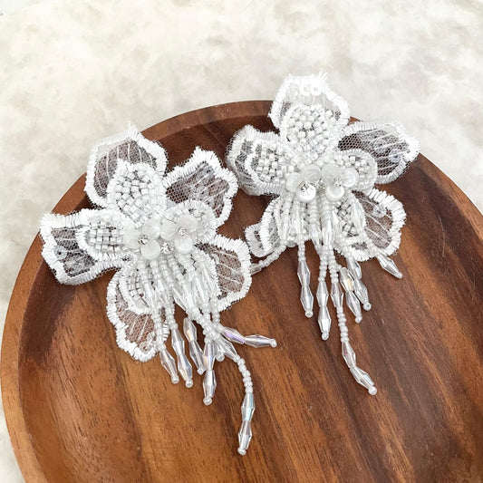 syan フラワーブライダル大ぶりピアス【結婚式 ピアス イヤリング】