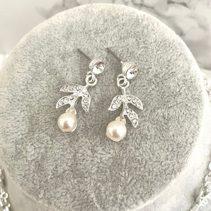 perle silverパールブライダルネックレス&ピアスセット /金属アレルギー対応可能【結婚式 アクセサリーセット】