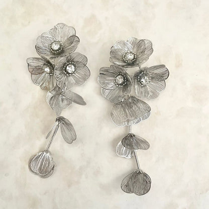 【ピアス】coron ウェディングフラワーピアス【結婚式 ピアス イヤリング】