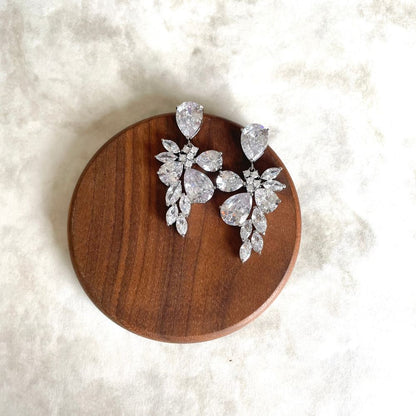 【ピアス】rira ブラダイルジルコニアピアス【結婚式 ピアス イヤリング】