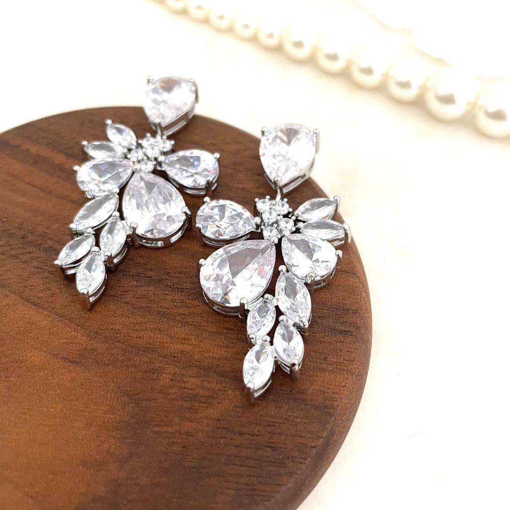 【ピアス】rira ブラダイルジルコニアピアス【結婚式 ピアス イヤリング】