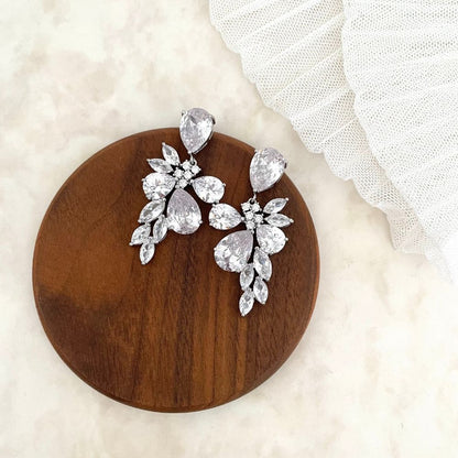 【ピアス】rira ブラダイルジルコニアピアス【結婚式 ピアス イヤリング】