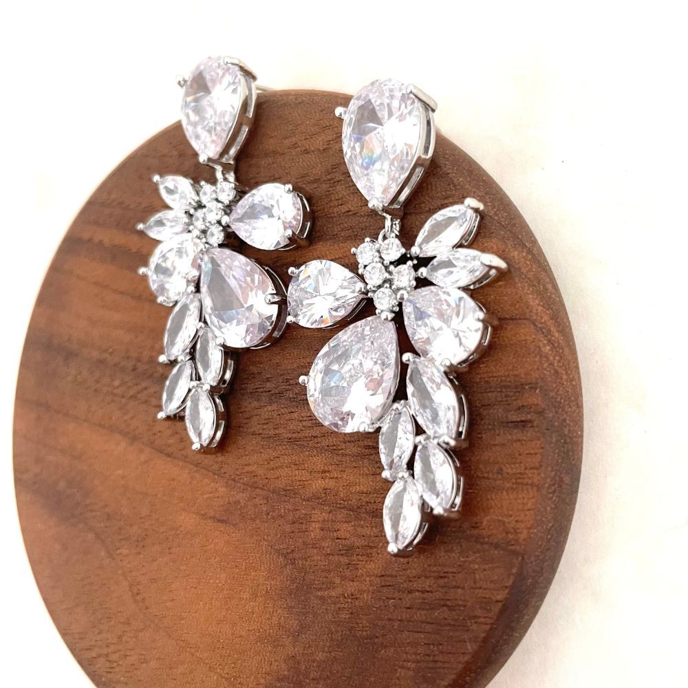 【ピアス】rira ブラダイルジルコニアピアス【結婚式 ピアス イヤリング】