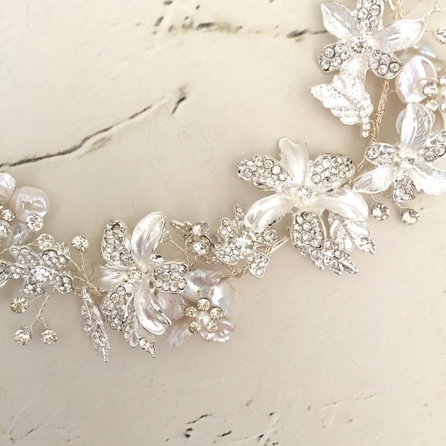 【ヘッドドレス】pearl silver リボンカチューシャ【結婚式 ヘアアクセサリー】