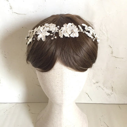 【ヘッドドレス】pearl silver リボンカチューシャ【結婚式 ヘアアクセサリー】