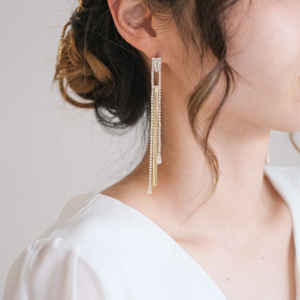 【ピアス】ブライダルピアス ラインピアス ビジュー ゴールド q9 【結婚式 ピアス イヤリング】