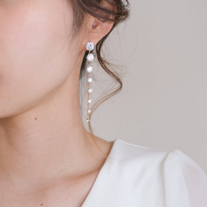 【ピアス】ブライダルピアス ジルコニア ラインピアス ゴールド q11 【結婚式 ピアス イヤリング】