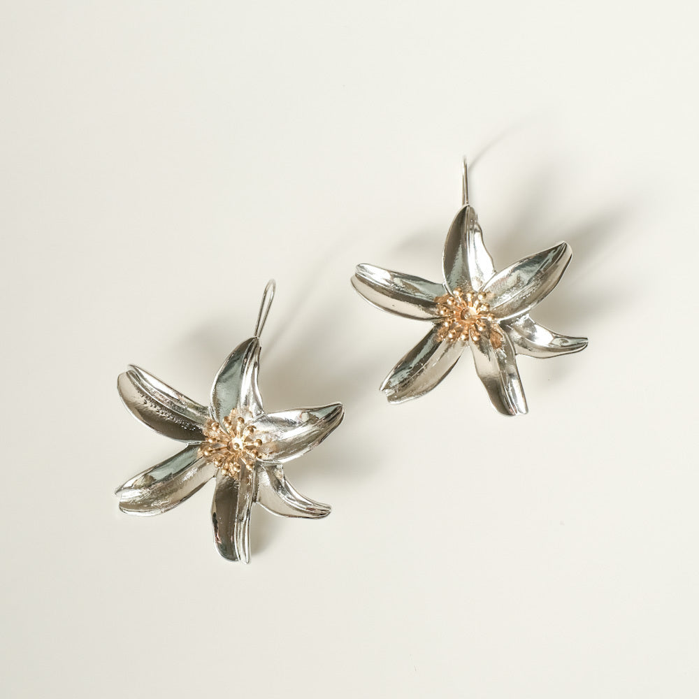 【ピアス】ブライダルピアス アンティークフラワーピアス シルバーゴールド q15 【結婚式 ピアス イヤリング】