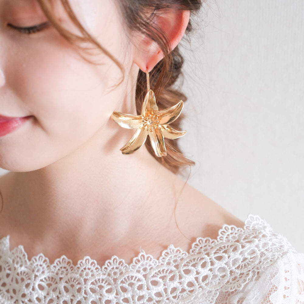 【ピアス】ブライダルピアス アンティークフラワーピアス ゴールド q16 【結婚式 ピアス イヤリング】