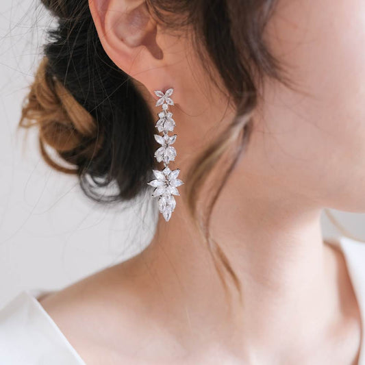 【ピアス】ジルコニアピアス ビジュー ウェディングピアス ブライダルピアス q22 【結婚式 ピアス イヤリング】