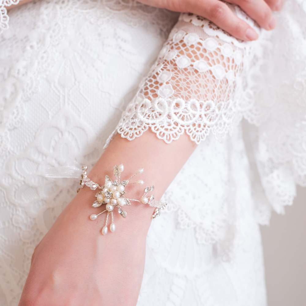 ブライダルブレスレット 小枝ブレスレット ビジュー シルバー q23 【結婚式 ブレスレット】