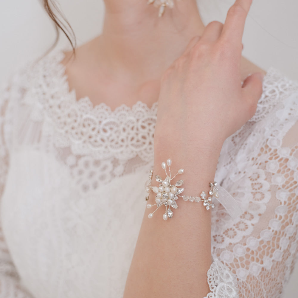 ブライダルブレスレット 小枝ブレスレット ビジュー シルバー q23 【結婚式 ブレスレット】