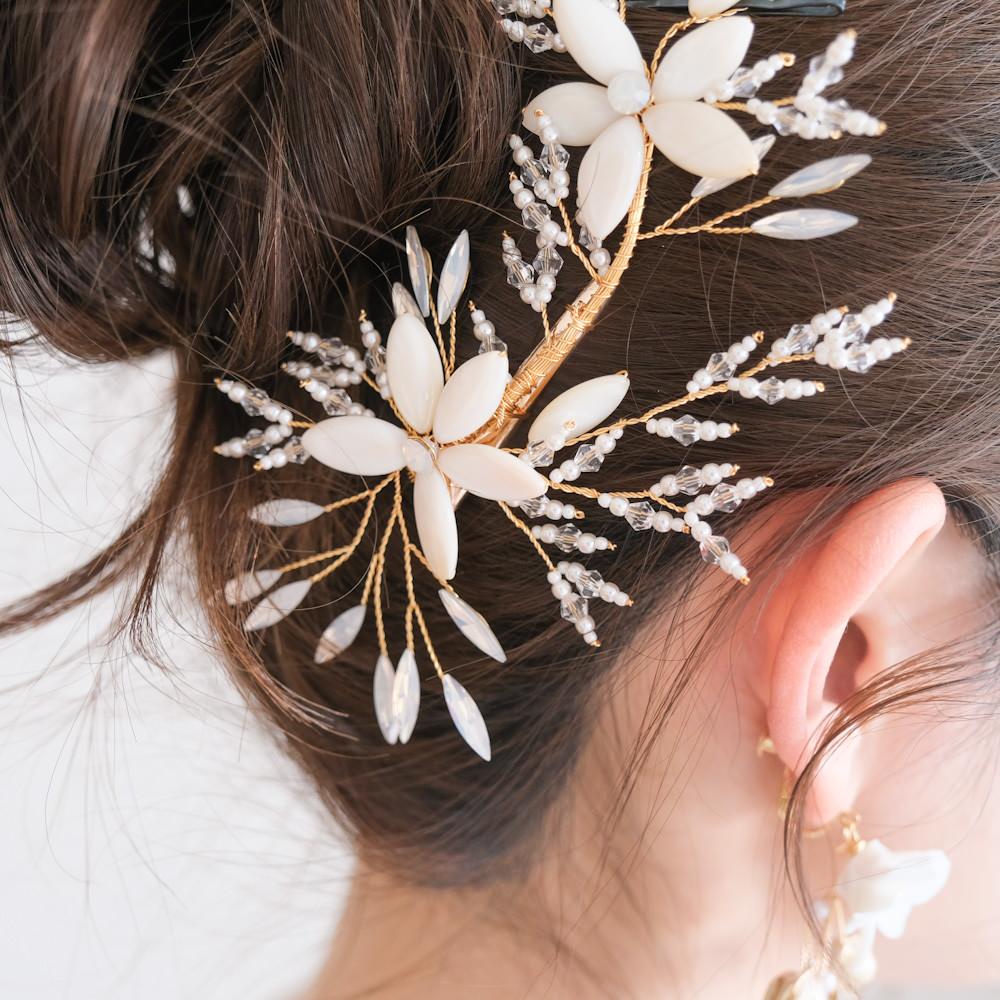 ブライダルヘッドドレス フラワー ビーズ クリップ ゴールド q24 【結婚式　ヘアアクセサリー】