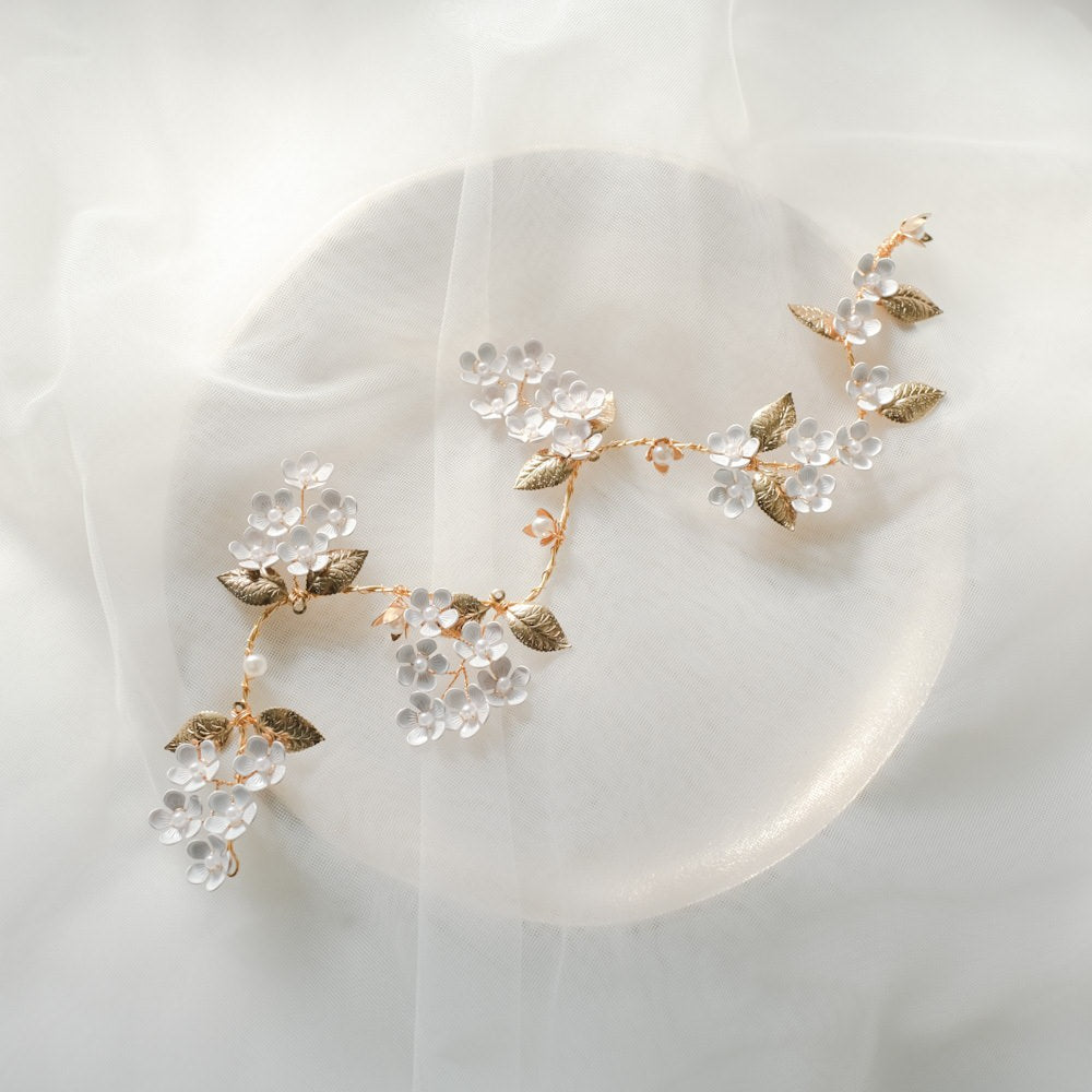 ブライダルヘッドドレス フラワー パール ゴールド 小枝カチューシャ q29 【結婚式 ヘアアクセサリー】