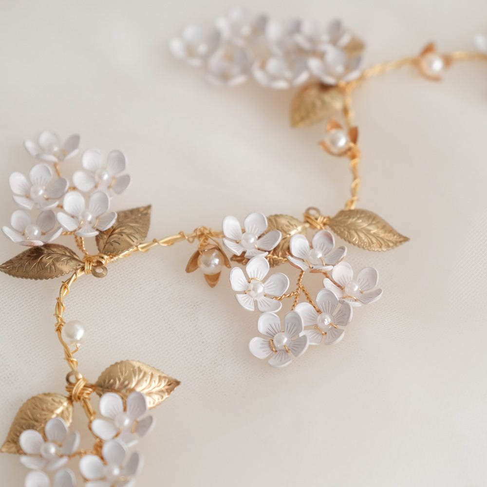 ブライダルヘッドドレス フラワー パール ゴールド 小枝カチューシャ q29 【結婚式 ヘアアクセサリー】