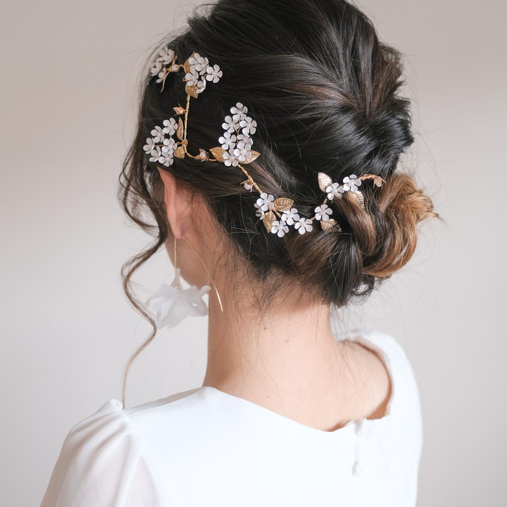 ブライダルヘッドドレス フラワー パール ゴールド 小枝カチューシャ q29 【結婚式　ヘアアクセサリー】