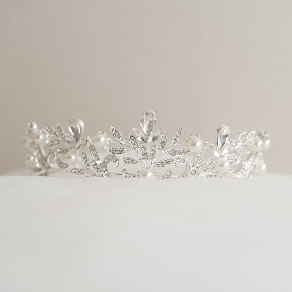 ティアラ ビジュー パール ブライダルヘッドドレス シルバー r2 【結婚式 ヘアアクセサリー】