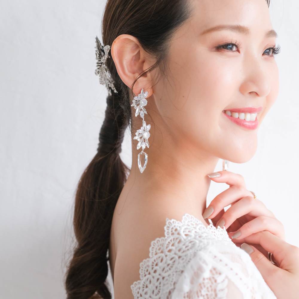 【イヤリング】ジルコニア クリスタル ウェディング ブライダルイヤリング シルバー r9 【結婚式 ピアス イヤリング】