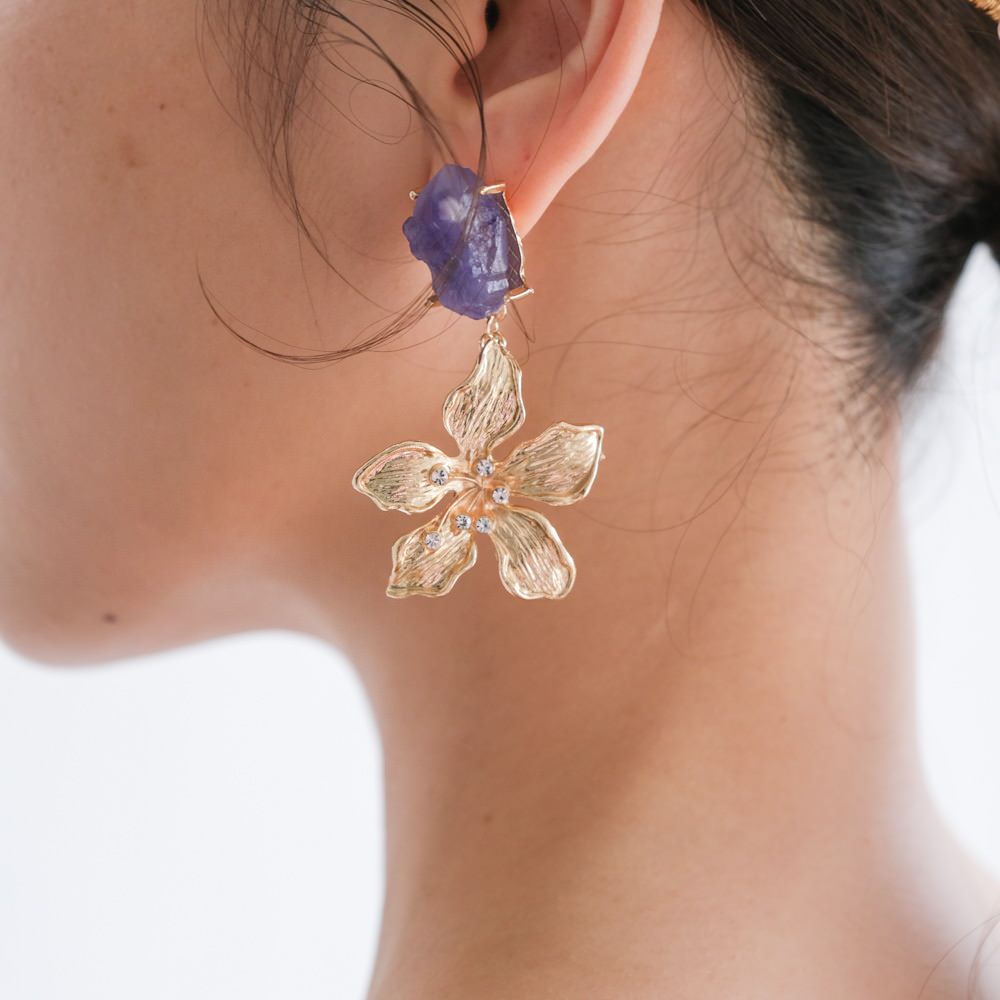 【ピアス】ブライダルピアス アンティークフラワーピアス パープル ゴールド r13 【結婚式 ピアス イヤリング】