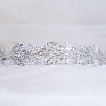 ロイヤルティアラ ビジュー ブライダルヘッドドレス シルバー r25 【結婚式 ヘアアクセサリー】