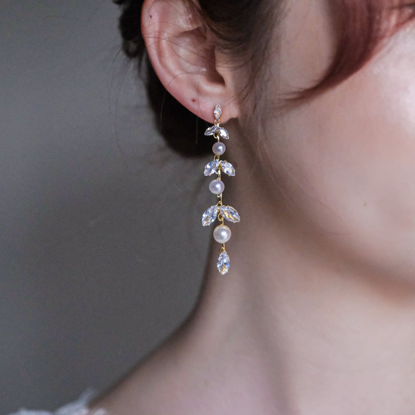 【ピアス】ブライダル ジルコニア パール リーフ ゴールド v4【結婚式 ピアス イヤリング】