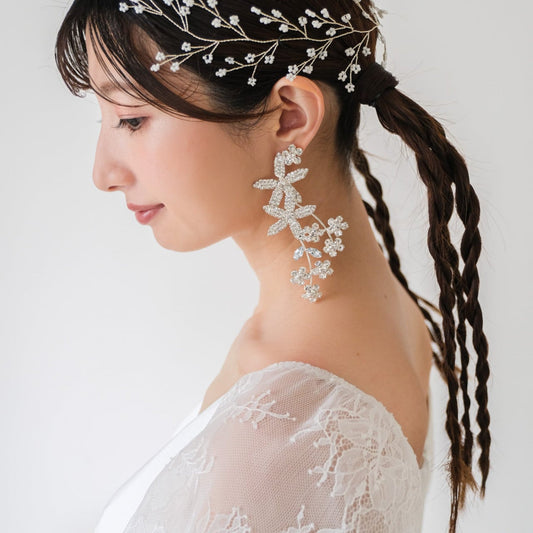 【ピアス】ブライダル ビジュー ロングフラワー シルバー v5【結婚式 ピアス イヤリング】