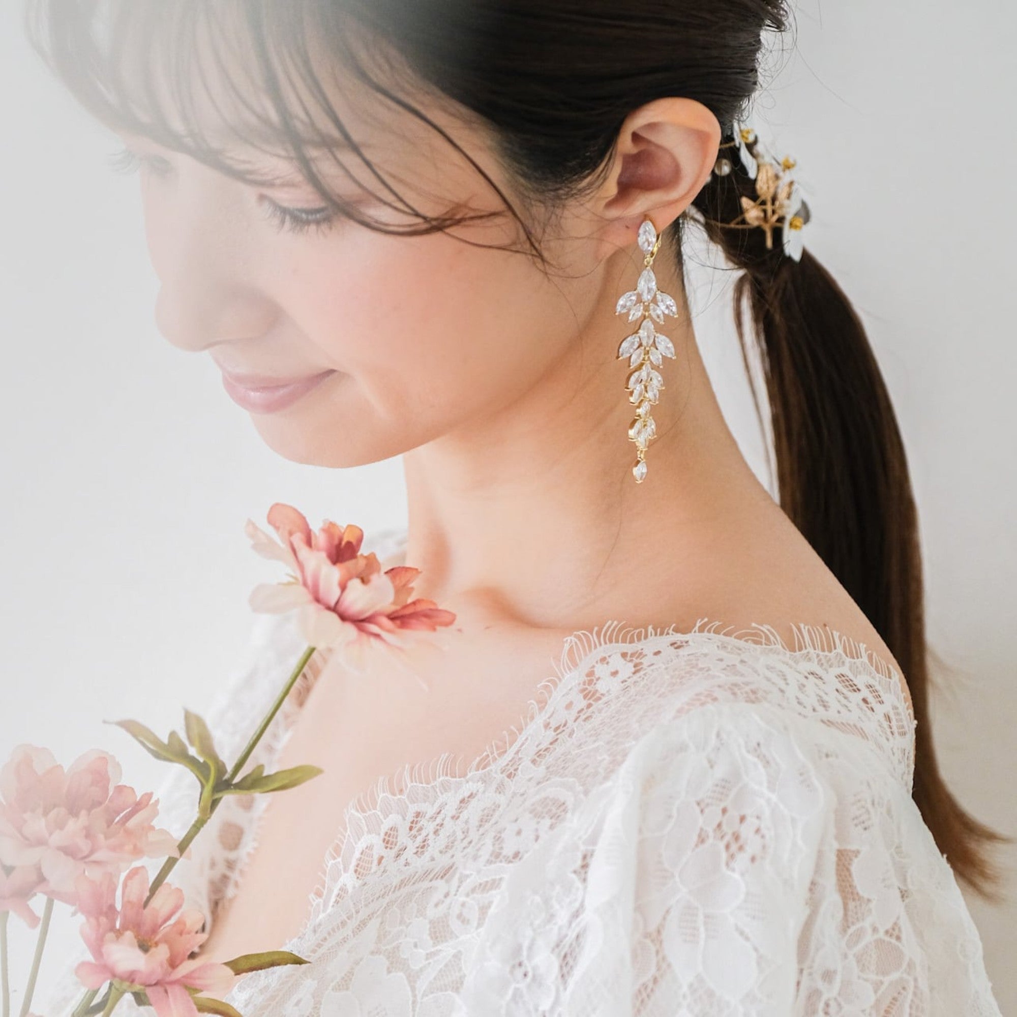 イヤリング】ジルコニア ビジュー ブライダル ゴールド v16 – 結婚式