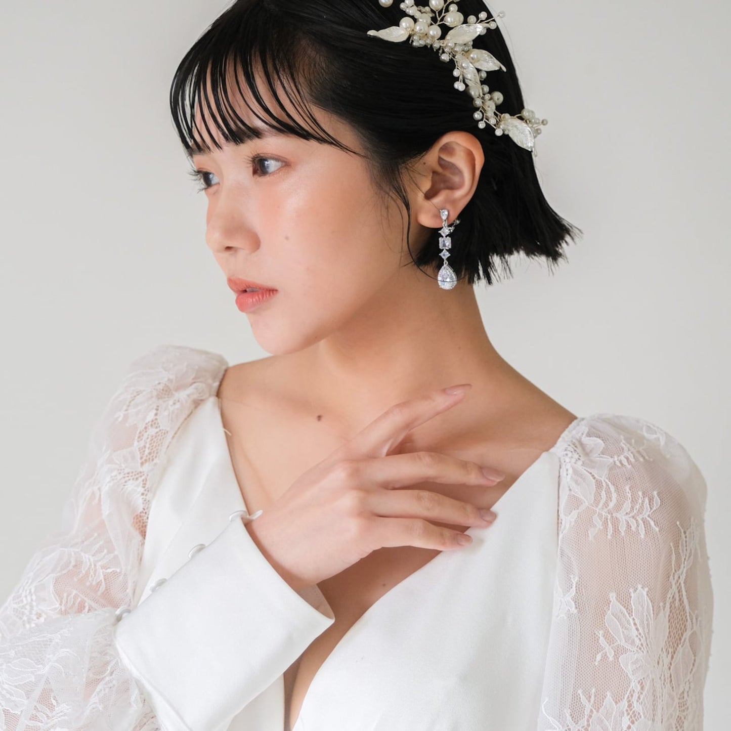 【ピアス】ジルコニア ビジュー ブライダル シルバー v29【結婚式　ピアス　イヤリング】