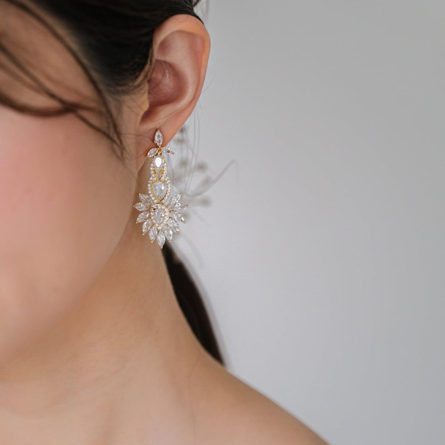 【ピアス】ジルコニア ビジュー ブライダル ゴールド v32【結婚式 ピアス イヤリング】