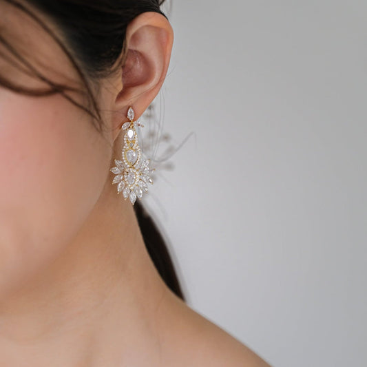 【ピアス】ジルコニア ビジュー ブライダル ゴールド v32【結婚式 ピアス イヤリング】