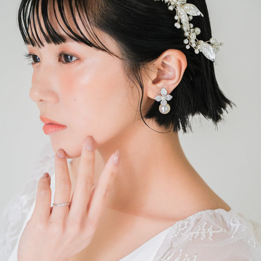 【イヤリング】ジルコニア パール フラワー ブライダル シルバー v39【結婚式 ピアス イヤリング】