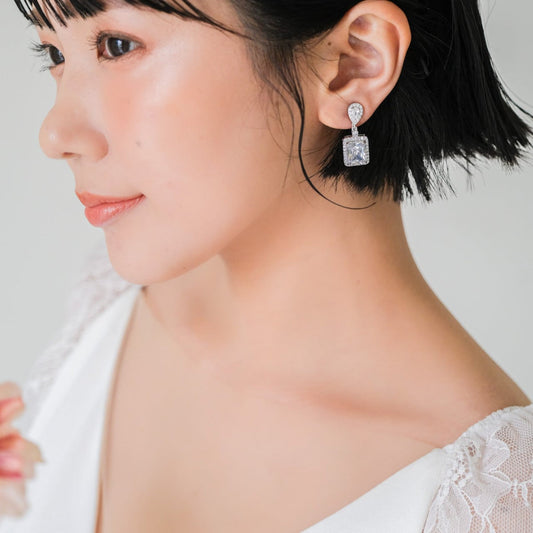 【ピアス】ジルコニア ビジュー スクエア ブライダル シルバー v41【結婚式 ピアス イヤリング】