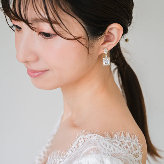 【ピアス】ジルコニア ビジュー スクエア ブライダル ゴールド v42【結婚式 ピアス イヤリング】