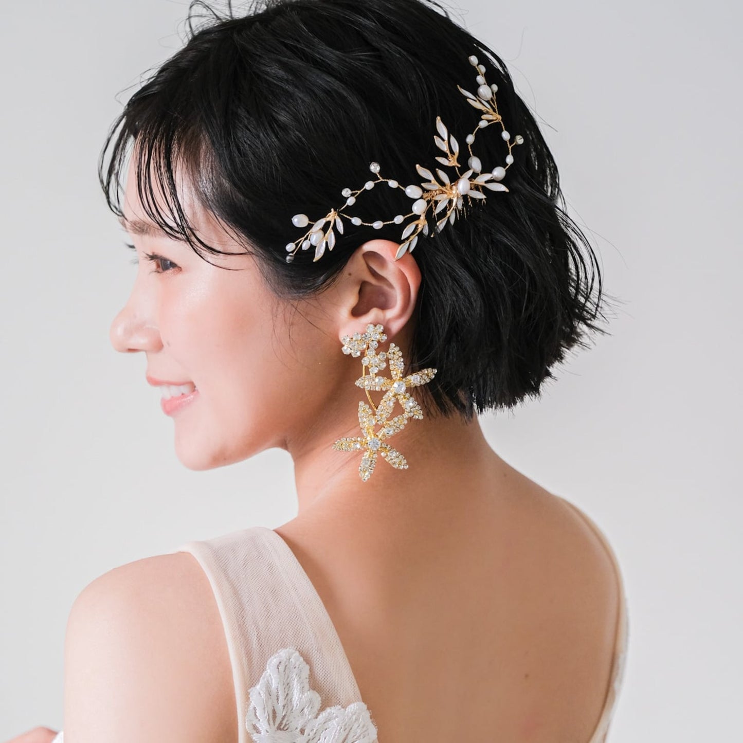 【ヘッドドレス】ブライダルヘッドドレスパールリーフゴールドv58【結婚式　ヘアアクセサリー】