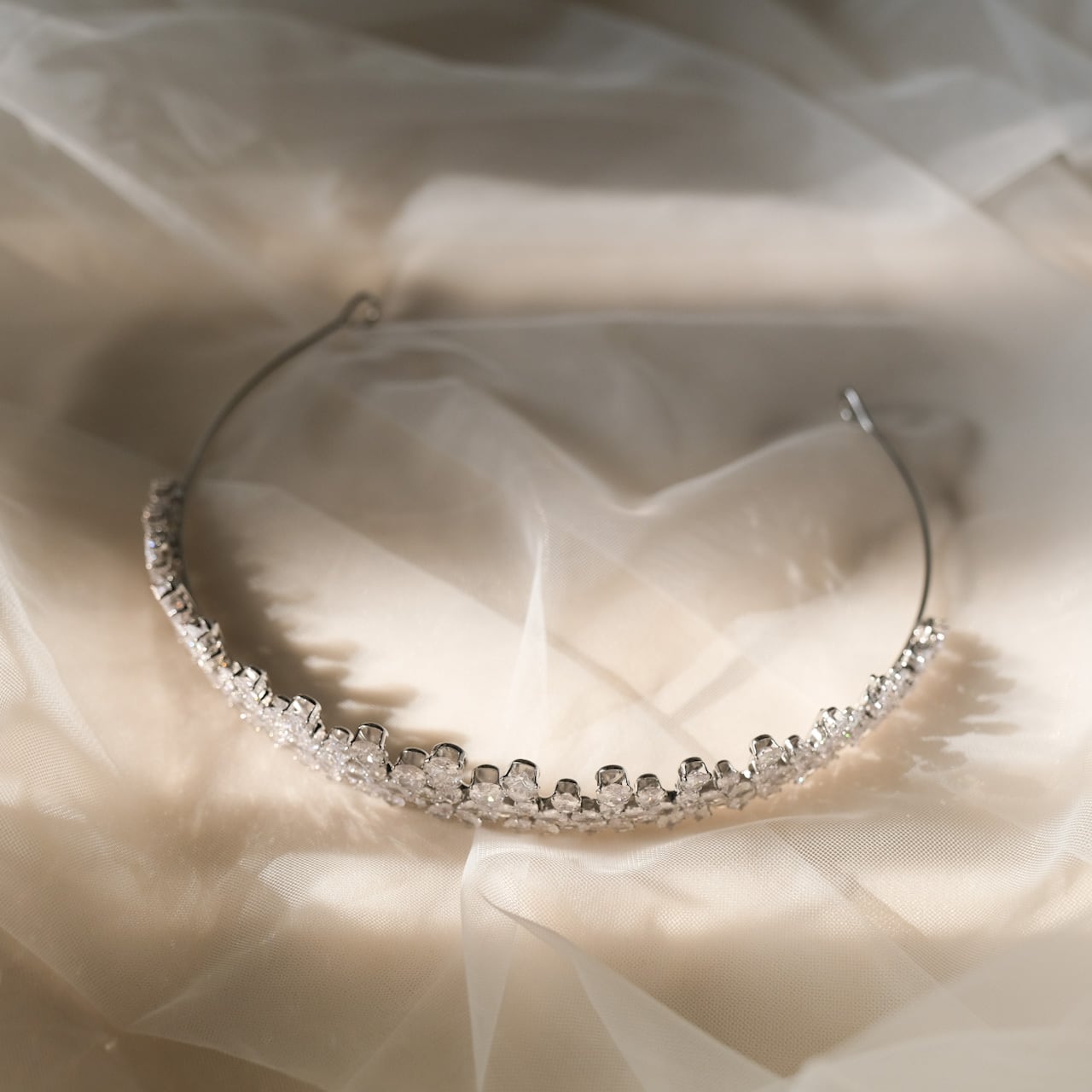 【ヘッドドレス】w34 ティアラ ジルコニア ブライダルヘッドドレス シルバー【結婚式　ヘアアクセサリー】