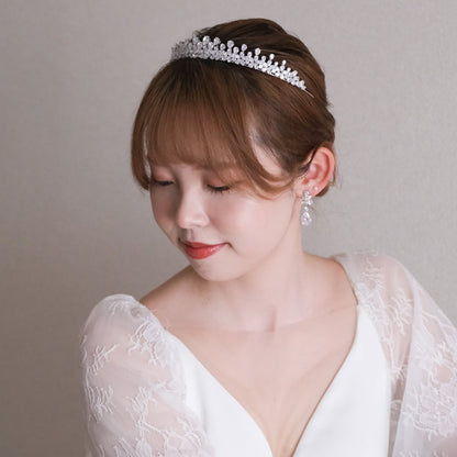 【ヘッドドレス】w34 ティアラ ジルコニア ブライダルヘッドドレス シルバー【結婚式 ヘアアクセサリー】